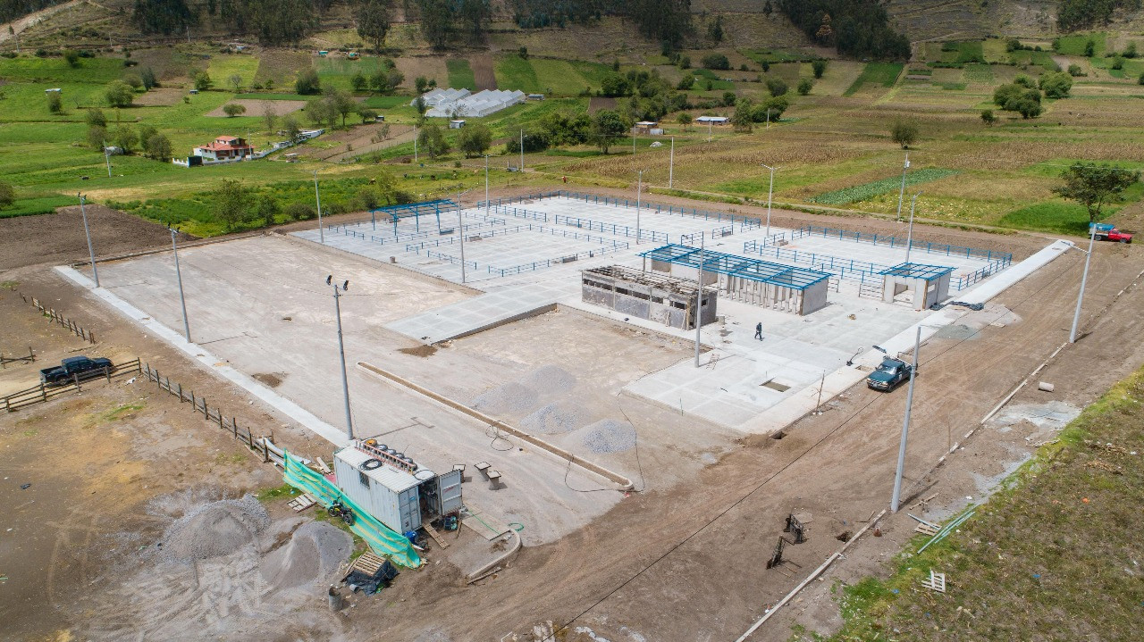 Avanza a más del 50% la construcción de la Plaza de Rastro de Licto